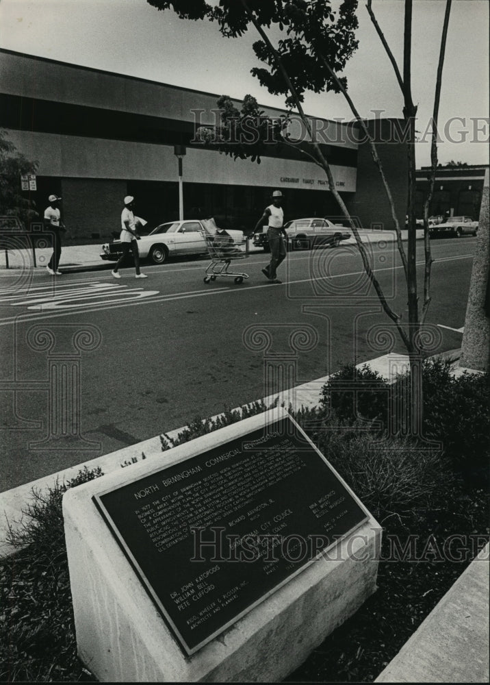 1984 Press Photo North Birmingham, Alabama, Business District - abna16799 - Historic Images