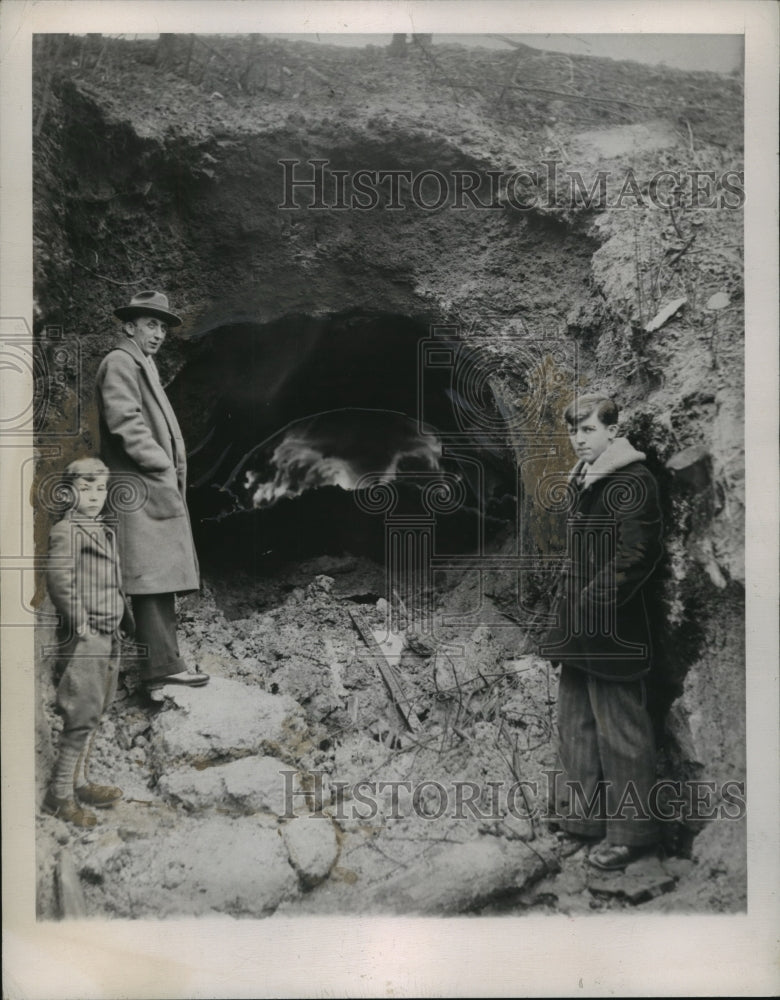 1948, Onlookers at entrance to firey coal mine - abna16808 - Historic Images