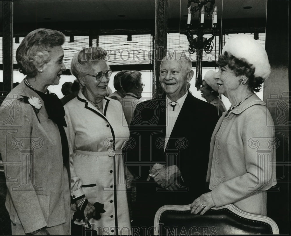 1981, Guests at the Symphony luncheon - abna16978 - Historic Images