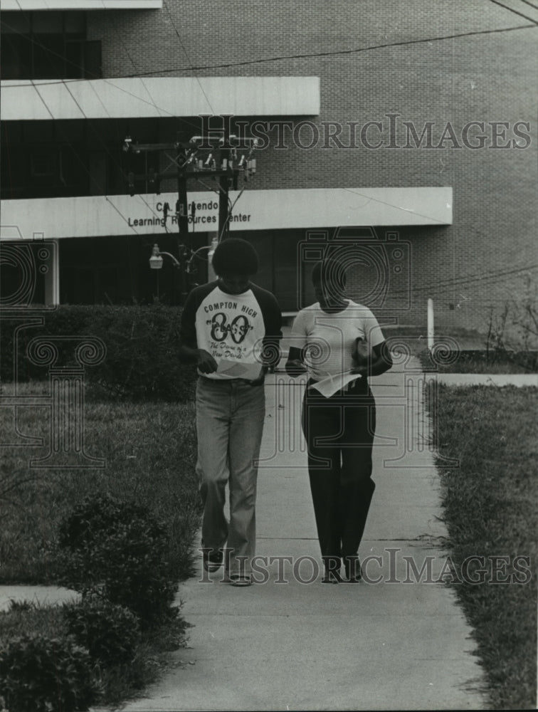 1980 Roderick Gwin and Beverley Dailey, Miles College in Birmingham - Historic Images
