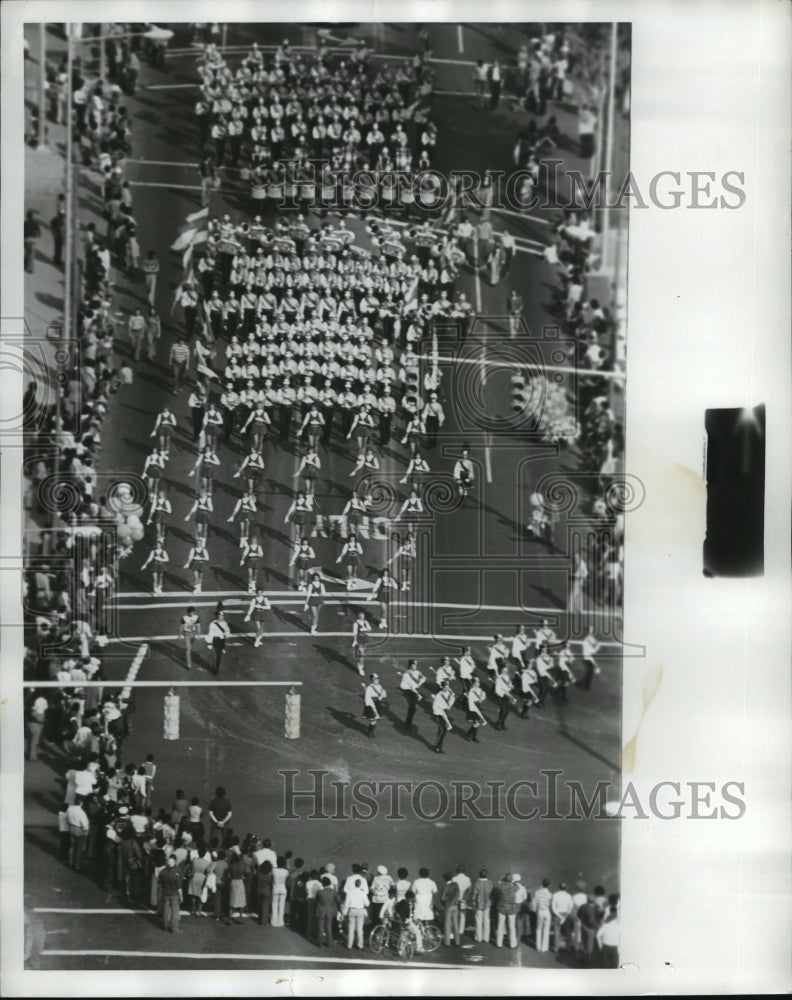 1978 Veteran's Day Parade - Historic Images