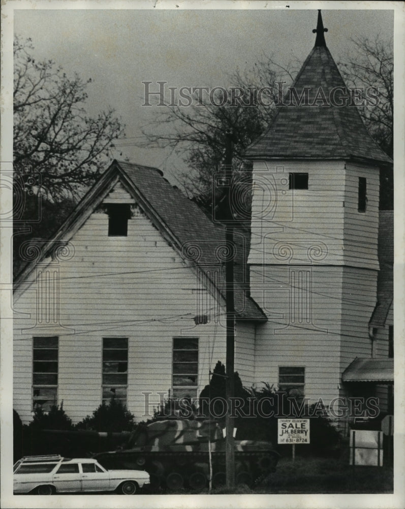 1978, Veteran&#39;s Day Parade rolls past Church - abna17150 - Historic Images