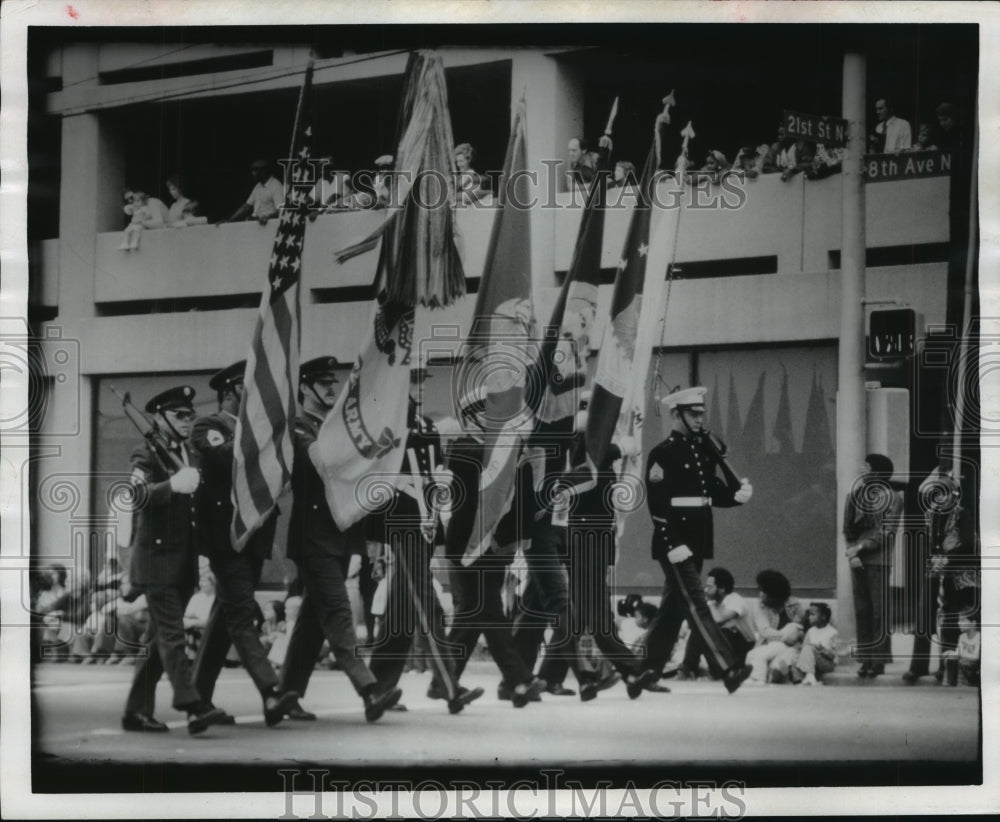 1976 Press Photo Veterans Day Parade - abna17217 - Historic Images