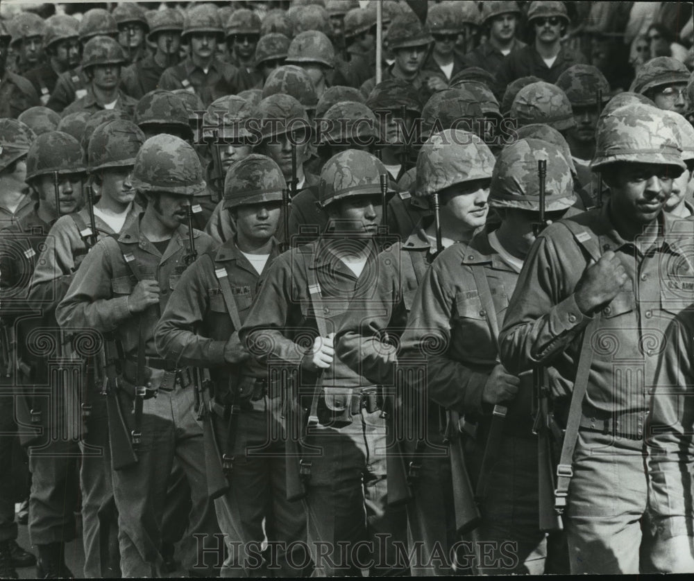 1973, Soldiers in Uniform Parade to Honor Veterans on Veteran's Day - Historic Images