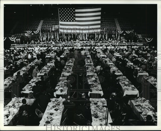 1981 Crowd at Veteran's Day Luncheon - Historic Images