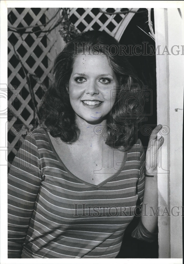 1981 Jennifer Young, Actress and Singer in Summerfest's "Oklahoma"-Historic Images