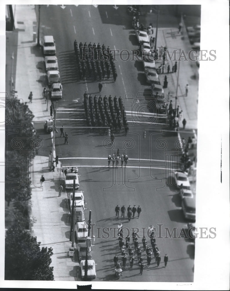 1978, Aerial View of Veterans&#39; Day Parade - abna17364 - Historic Images