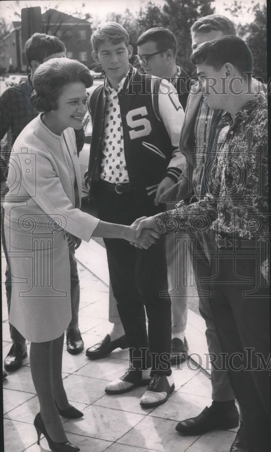 1967, Governor-elect Wallace greets teens at Alabama inauguration - Historic Images