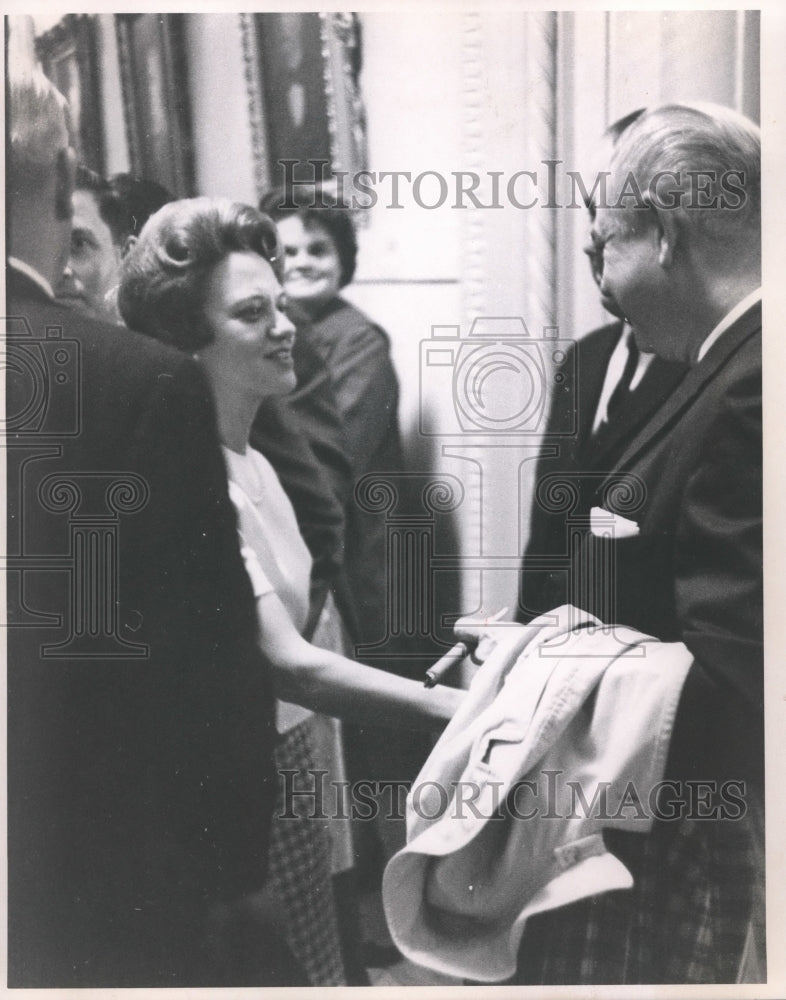 1966 Press Photo Mrs. Wallace after announcing her run for governor in Alabama - Historic Images