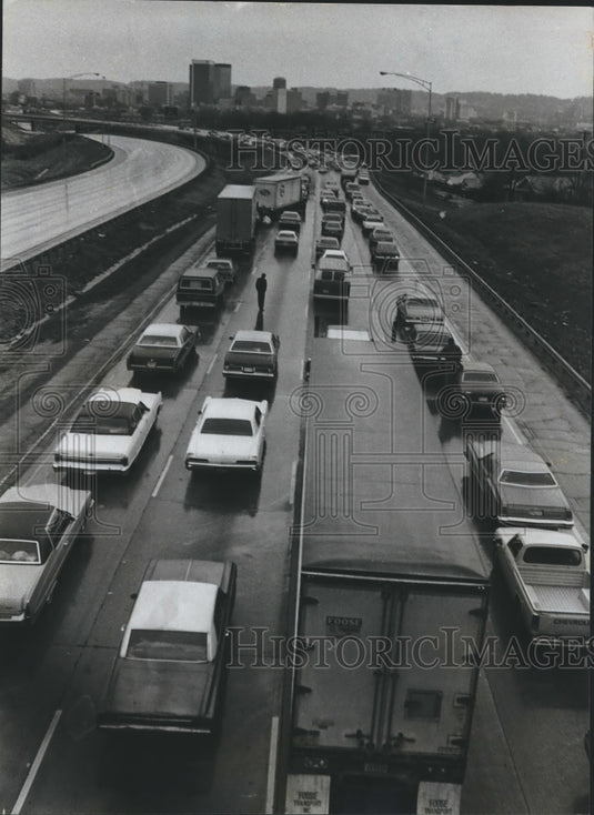 1982 Press Photo I-59 from Center Street Overpass, Traffic Jam due to Weather - Historic Images
