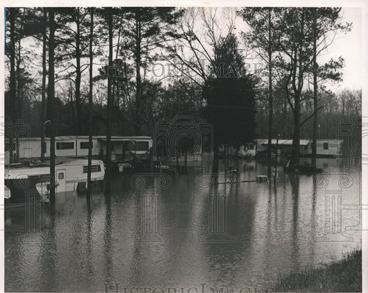 1990, Flooded Riverview Trailer Park in Demopolis, Alabama, Weather - Historic Images