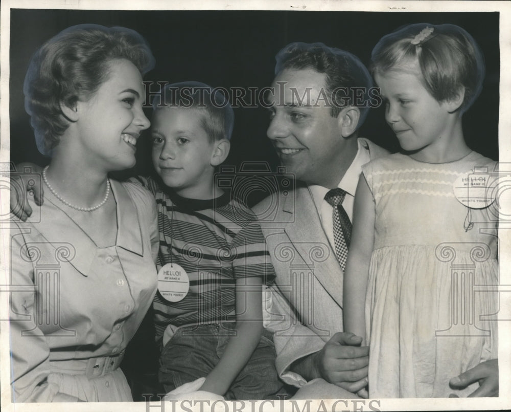 1956, Lili Gentle and Benny Carle with Larry and Maryann - abna17709 - Historic Images