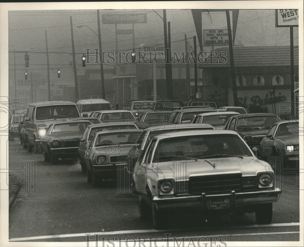 Traffic at 5 Points West and Bessemer Super Highway, Alabama - Historic Images