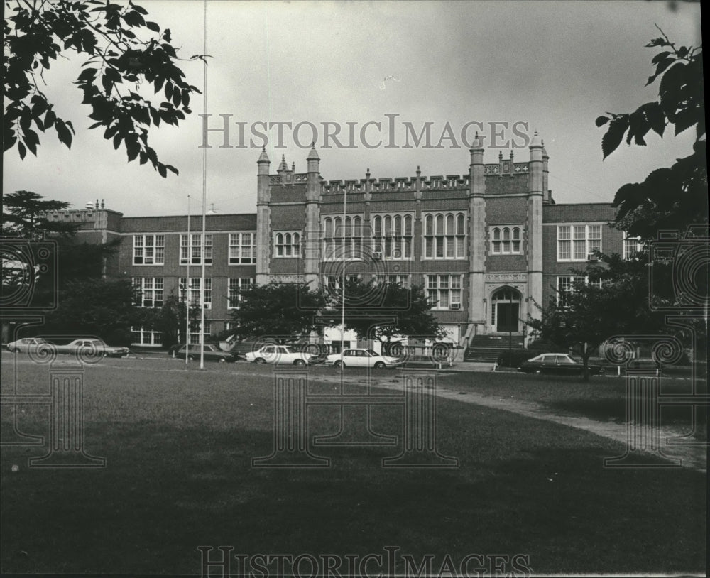 1983 Woodlawn High School - Historic Images