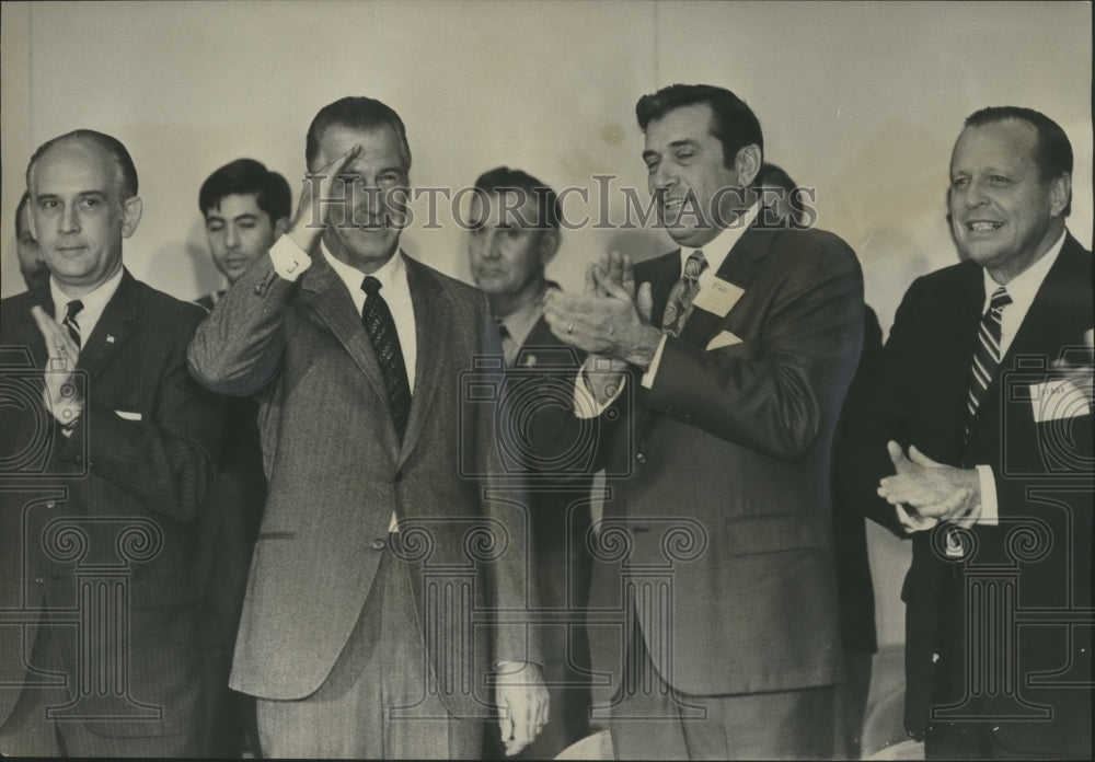 1970 Vice President Spiro Agnew salutes crowd in Alabama - Historic Images