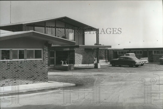 1963, Motel in Arab, Alabama - abna17988 - Historic Images