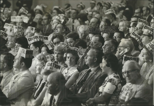 1971 Press Photo Crowd at "One Great City" meeting in Auditorium - abna18038 - Historic Images