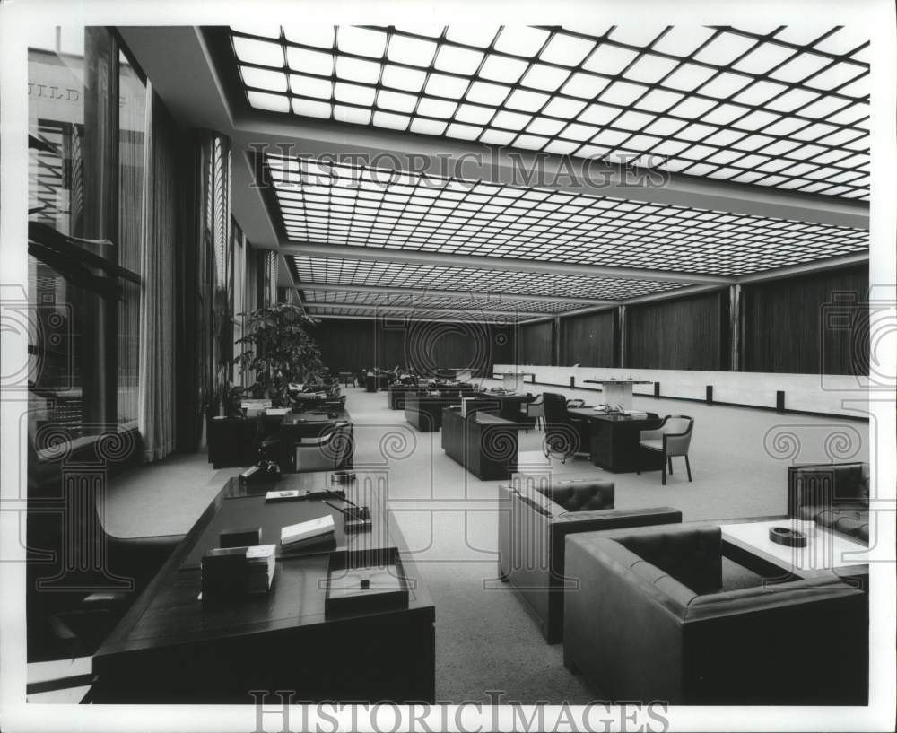 1972, Inside the New First National Southern Natural Gas Building - Historic Images