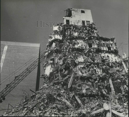 1980, Jefferson County Health Department Building Being Demolished - Historic Images