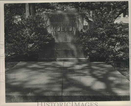 Press Photo Molton grave, Oak Hill Cemetery, Birmingham, Alabama - abna18152 - Historic Images