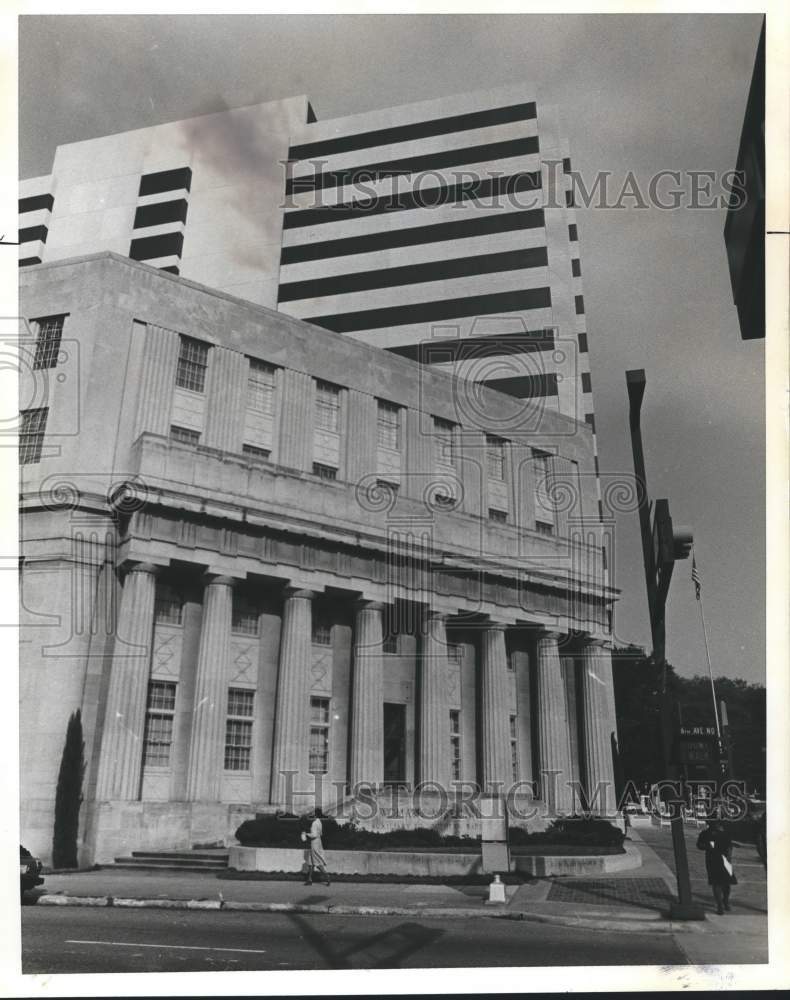 1981, Women&#39;s Missionary Union building, streetscape, Birmingham, AL - Historic Images