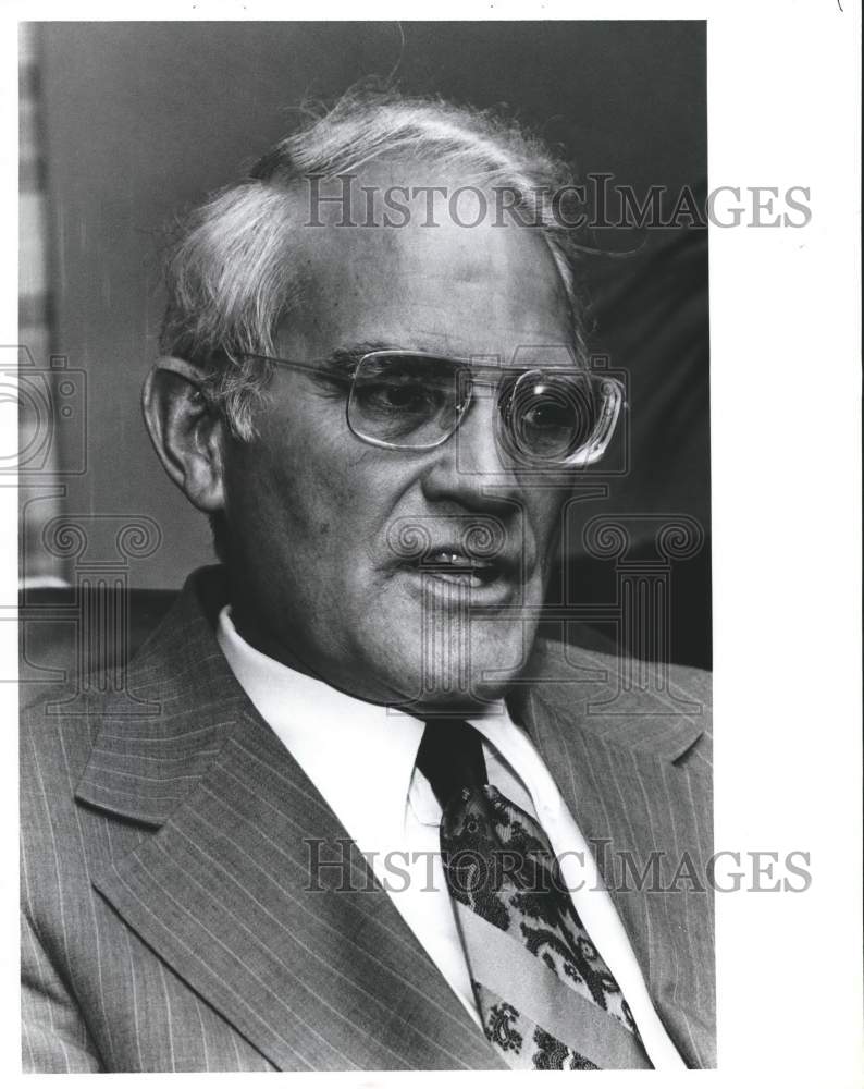 1981 Press Photo Dr. Edgar Arendall is a Clergyman - abna18304 - Historic Images