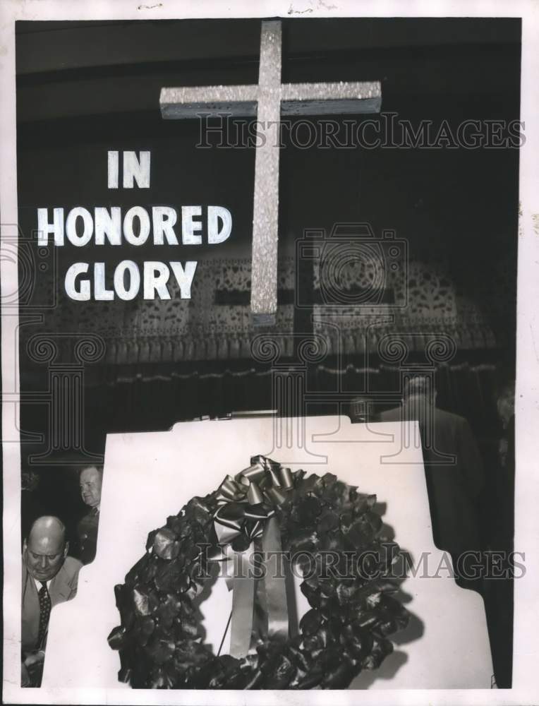 1951, Wreath & Cross Mark End of National Armistice Day Service - Historic Images