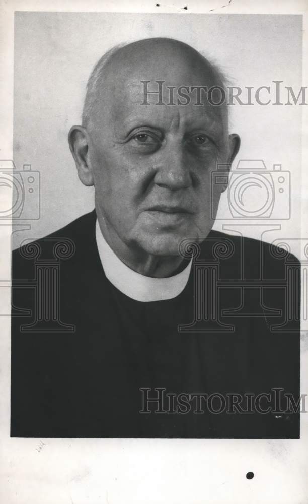 1968 Press Photo Clergyman Albert C. Baker - abna18349 - Historic Images