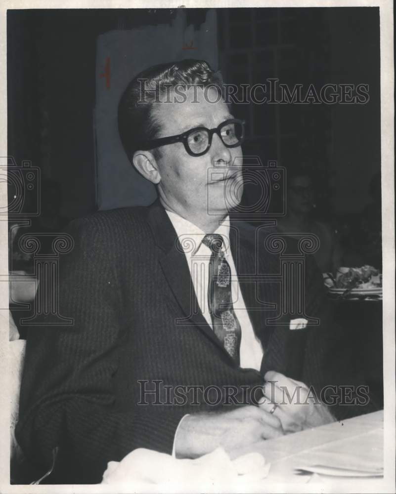 1960 Academic Dean Dr. C.A. Anderson of Mary Hardin-Baylor College - Historic Images