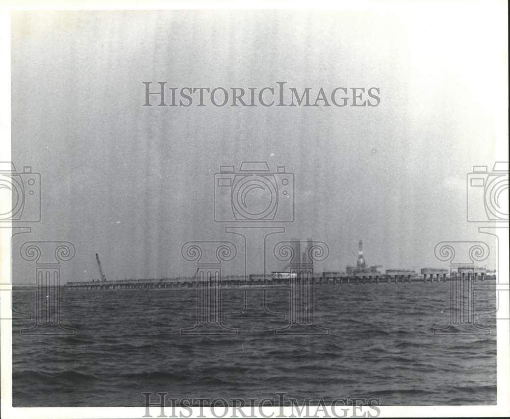 1989 Press Photo View Toward Causeway Construction - abna18489 - Historic Images