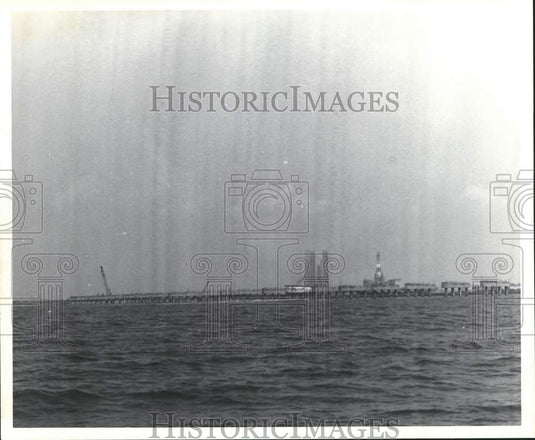 1989 Press Photo View Toward Causeway Construction - abna18489 - Historic Images