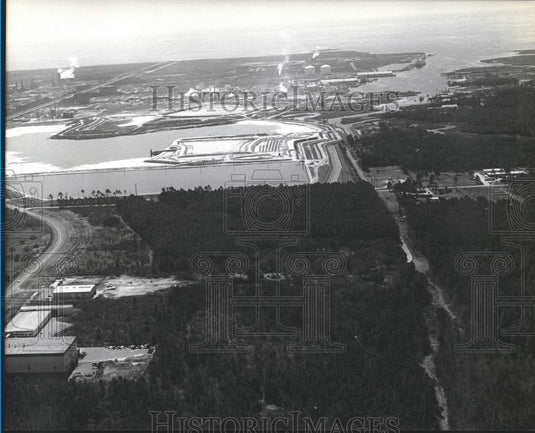 1978, Land and Water Surrounding Mississippi Power Plant - abna18511 - Historic Images
