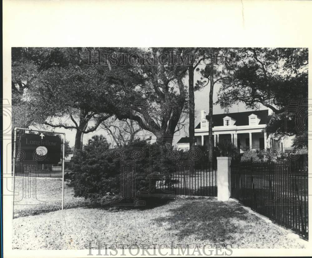 Press Photo Longfellow House, landscape view - abna18520 - Historic Images