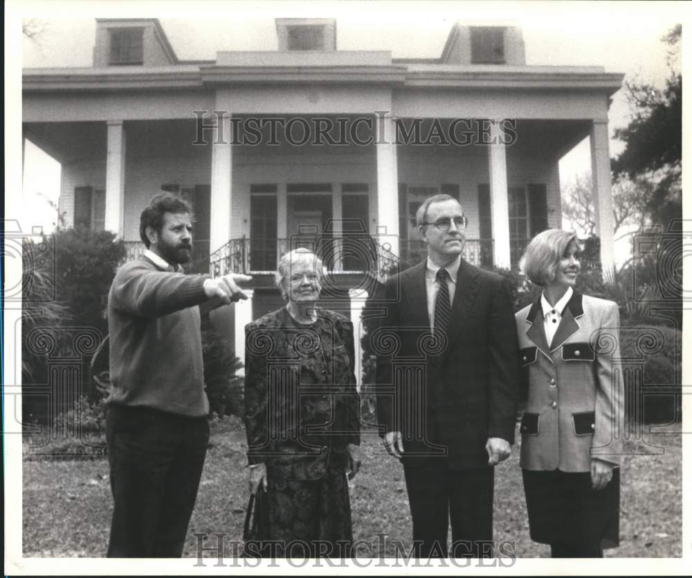 1993, People in front of Longfellow House, Pascagoula, Mississippi - Historic Images