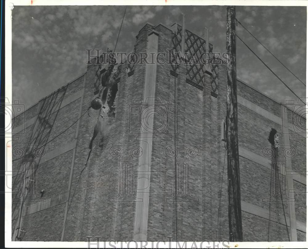 1982, Damaged building, Alabama State Docks, Mobile, Alabama - Historic Images