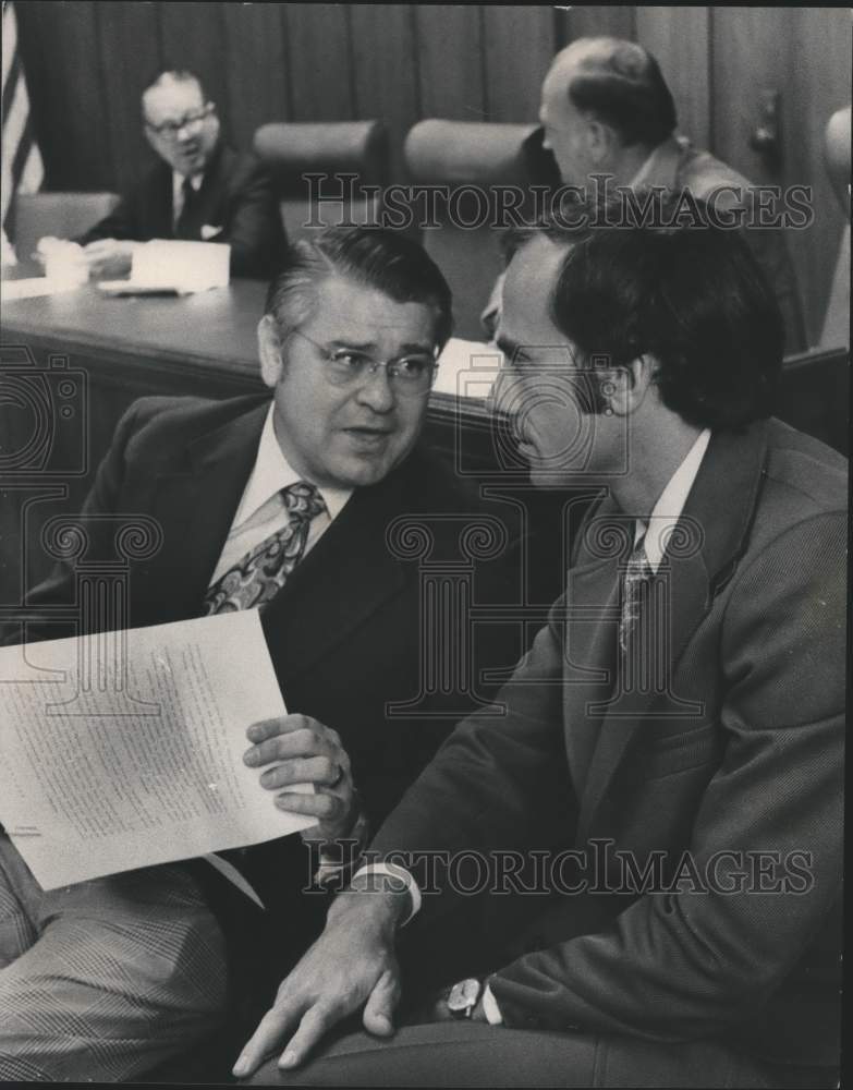 1974, Jefferson County Commissioner Ben Erdreich &amp; Chriss Doss Talk - Historic Images