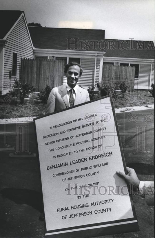 1981 Press Photo Ben Erdreich Honored by Naming of Senior Citizens Complex - Historic Images