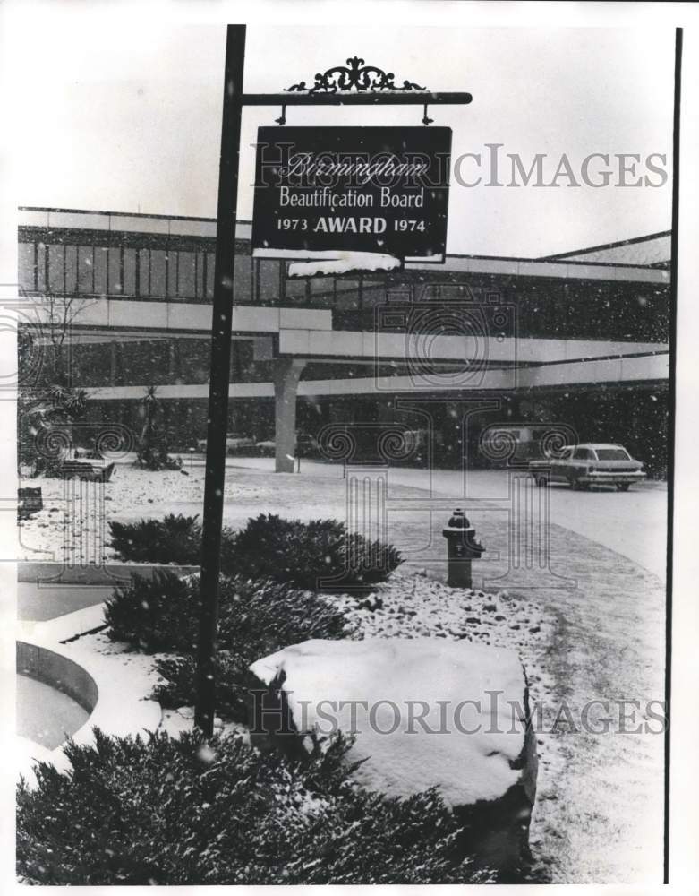 1977 Birmingham Alabama airport in the snow - Historic Images