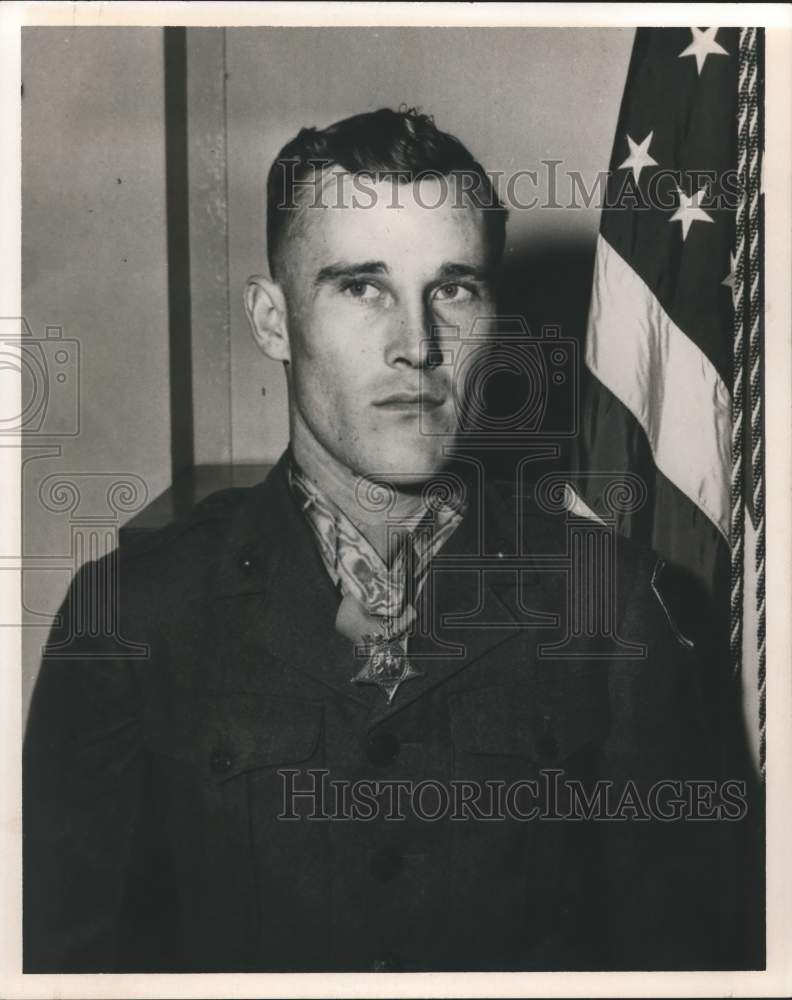 1977 US Marine Private Wilson Watson, Medal of Honor Winner - Historic Images