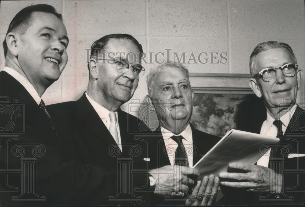 1961 Press Photo Baptist Leaders Approve Law School Acquisition - abna18772 - Historic Images