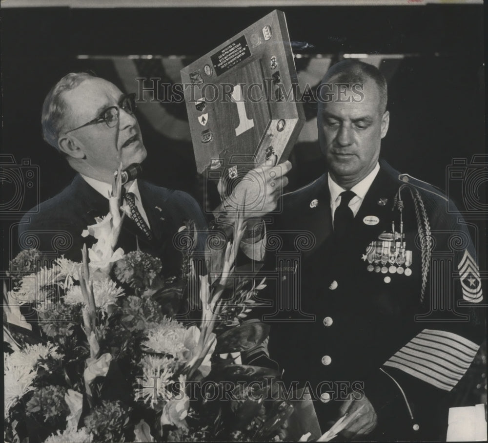 1965 Press Photo Mayor Boutwell holds plaque from Sgt. Maj. William Wooldridge - Historic Images