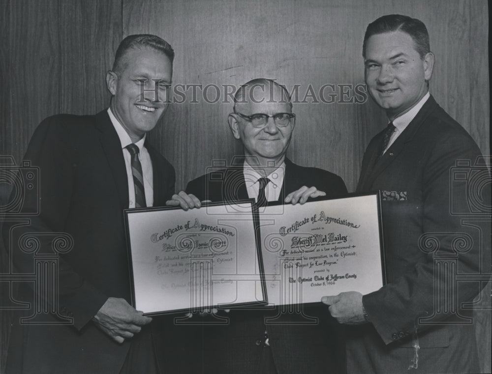 1966 Press Photo Alabama Police Officers Receive Certificates of Appreciation - Historic Images