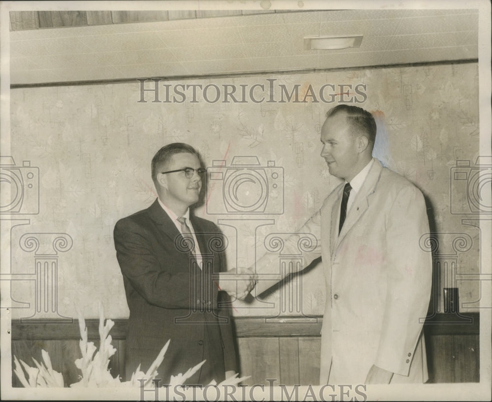 1966 Press Photo Marvin Young, Jaycee Leader, with unknown person - abna19006 - Historic Images