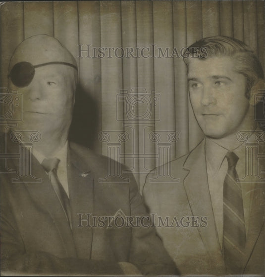 1968 Press Photo Charles Wood, Candidate for governor of Alabama & Ron Gorton - Historic Images