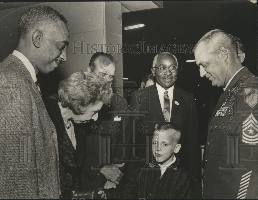 1965 Birmingham Citizens Welcome Sgt. Maj. W.O. Wooldridge &amp; Family-Historic Images