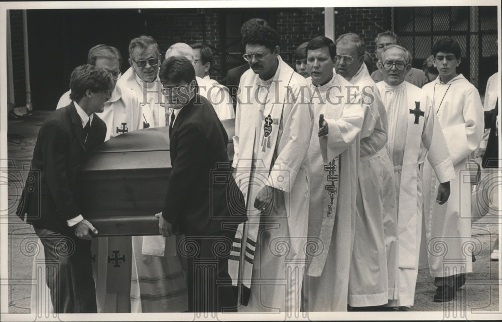 1987, Bishop Vath burial, Alabama - abna19146 - Historic Images