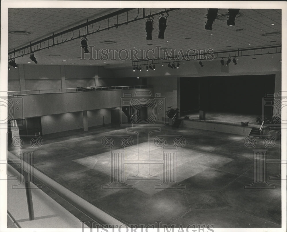 Press Photo Bessemer, Alabama Civic Center auditorium - abna19229 - Historic Images