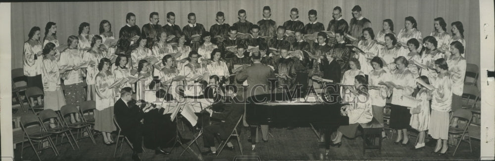 1952 Press Photo Bessemer Civic Chorale perform at Bessemer Lions Club Auxiliary - Historic Images