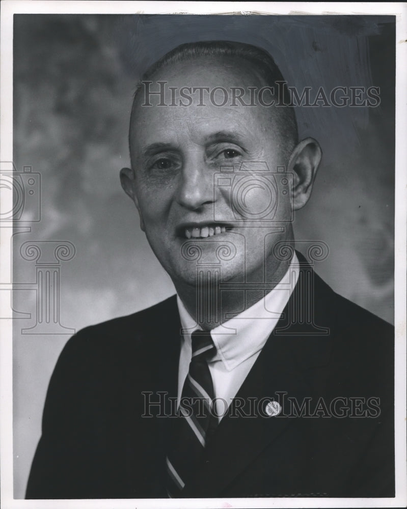 1970 Press Photo P. E. Worrall, Standard Oil Company, Birmingham, Alabama - Historic Images
