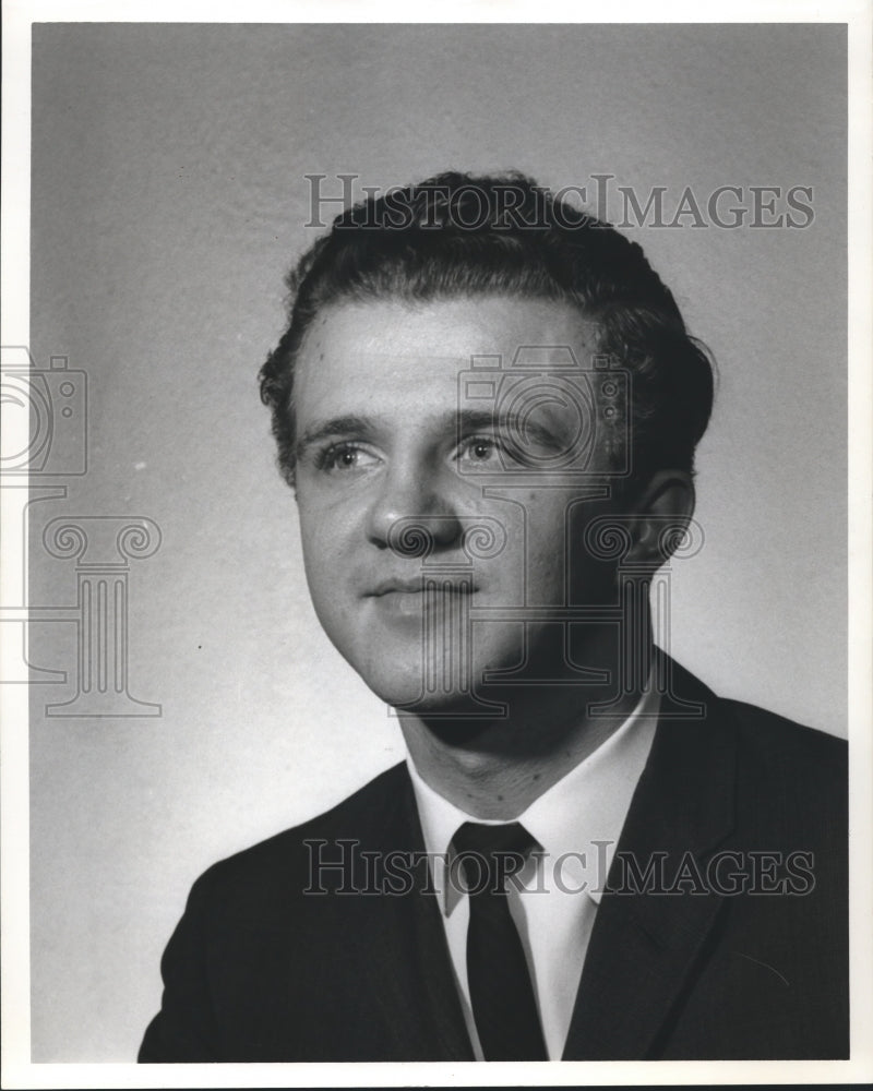 1965 Press Photo Ronnie Worstell in Alfio - abna19482 - Historic Images